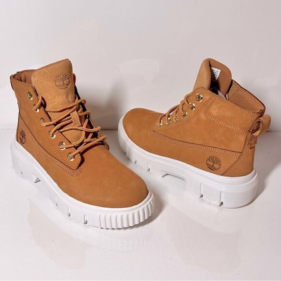 Timberland Greyfield Leather Lug Sole Boots - Picture 2 of 6